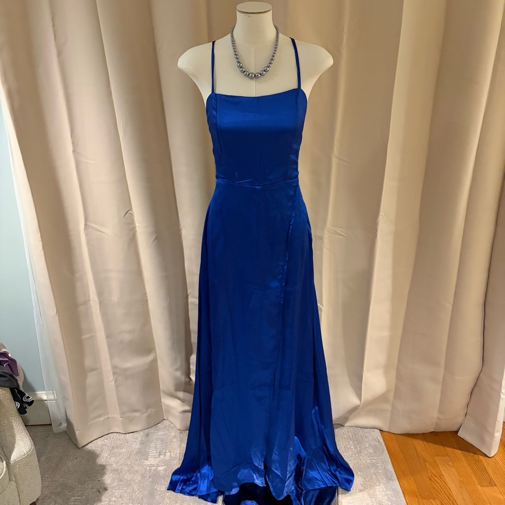 Elegant Satin Spaghetti-Strap Evening Gown - Picture 2 of 6